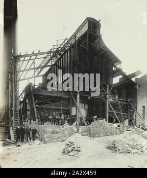 Photograph - Melbourne Electric Supply Co, Coal Bunkers, Richmond, Victoria, Oct 1913, Part of a large photographic collection of glass plate and film negatives, photographic prints and photo albums, relating to the development of the electric power supply industry in Victoria, operated by the State Electricity Commission of Victoria (SECV) from 1919 to 1993 and various predecessor private and municipal power supply enterprises dating back to the late 1880s Stock Photo