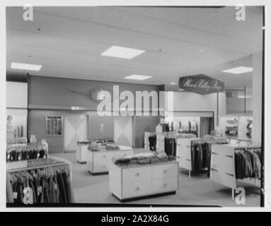 Department store interior 1950 hi-res stock photography and images - Alamy