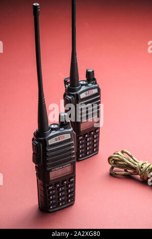 Walkie Talkie, Kommunikationsradios