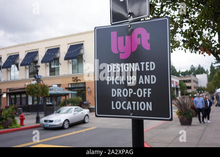 Tigard, Oregon, USA - Sep 28, 2019: A Lyft designated pick up and drop-off location sign is seen at Bridgeport Shopping Center in Tigard, Oregon. Stock Photo