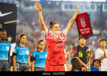 Charlotte, North Carolina, USA. 03rd Oct, 2019. The United States defender Ali Krieger (11) during the Victory Tour presented by Allstate Women's International Soccer match between South Korea and the United States at Bank of American Stadium on October 3, 2019 in Charlotte, NC. Jacob Kupferman/CSM Credit: Cal Sport Media/Alamy Live News Stock Photo