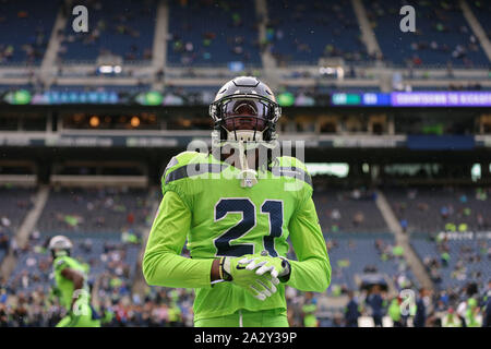 November 21, 2021: Arizona Cardinals safety Budda Baker (3) looks at his  opponents during warm up before a game between the Arizona Cardinals and  Seattle Seahawks at Lumen Field in Seattle, WA.