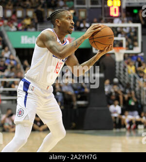 October 3, 2019 - Los Angeles Clippers guard Rodney McGruder #19 during a preseason game between the Los Angeles Clippers and the Houston Rockets at the Stan Sheriff Center on the campus of the University of Hawaii at Manoa in Honolulu, HI - Michael Sullivan/CSM. Stock Photo