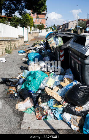 Rome, Waste Emergency in Rome, in the photo: Via della Rustica Stock Photo