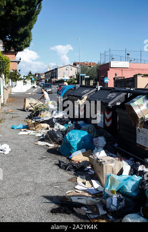 Rome, Waste Emergency in Rome, in the photo: Via della Rustica Stock Photo