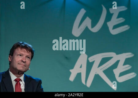 Richard Tice, party chairman, addresses the crowd during The Brexit Party conference in Westminster as part of a nationwide party tour. London, UK Stock Photo