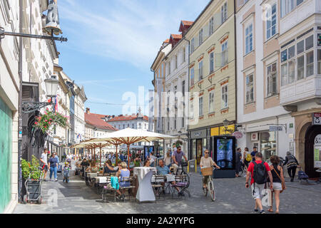 Outdoor restaurants, Mestni trg, Old Town, Ljubljana, Slovenia Stock Photo