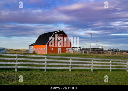 Red barn, Vulcan County, Alberta, Canada Stock Photo