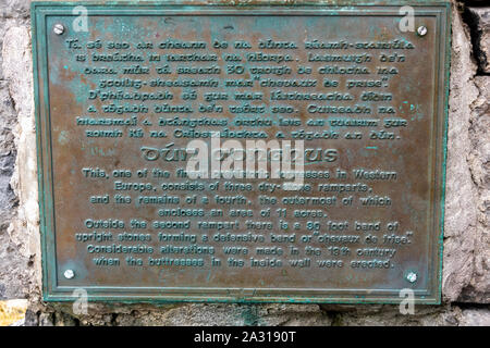 Close-up of memorial plaque, Prehistoric fort of Dun Aonghasa, Kilronan, Inishmore, Aran Islands, County Galway, Republic of Ireland Stock Photo