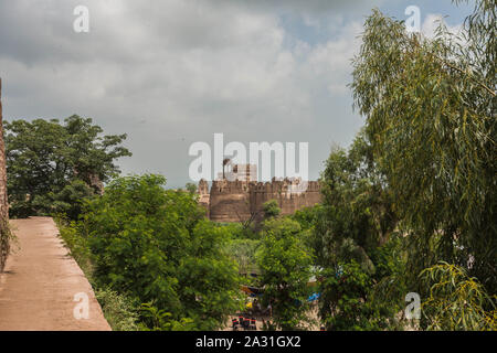 Rohtas Fort (Punjabi, Urdu: قلعہ روہتاس, romanized: Qilā Rohtās) is a 16th-century fortress located near the city of Dina in Jhelum, Punjab. Stock Photo