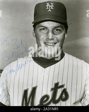 Tom George Thomas Seaver, aka Tom Terrific & The Franchise, played in MLB  for the Boston Red Sox, New York Mets, Cincinnati Reds, Chicago White Sox  Stock Photo - Alamy