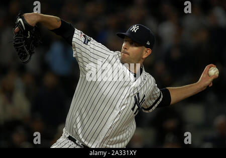 Bronx, USA. 04th Oct, 2019. New York Yankees starting pitcher James Paxton rthrows a pitch to the Minnesota Twins in the first inning of the 2019 MLB Playoffs American League Division Series Game 1 at Yankee Stadium in New York City on October 4, 2019. Photo by Ray Stubblebine/UPI Credit: UPI/Alamy Live News Stock Photo