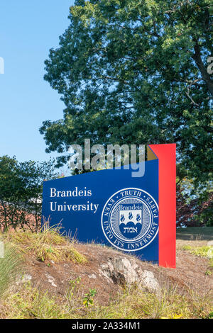 WALTHAM, MA/USA - SEPTEMBER 30, 2019: Brandeis University entrance sign and campus logo. Stock Photo