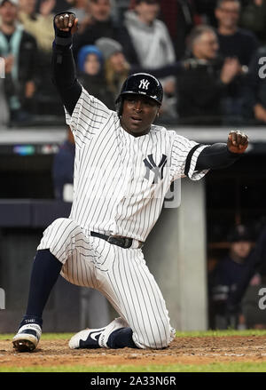 Bronx, USA. 04th Oct, 2019. New York Yankees shortstop Didi Gregorius reacts as he scores against the Minnesota Twins in the seventh inning of the American League Division Series Game 1 of the 2019 MLB Playoffs at Yankee Stadium in New York City on October 4, 2019. Photo by Ray Stubblebine/UPI Credit: UPI/Alamy Live News Stock Photo