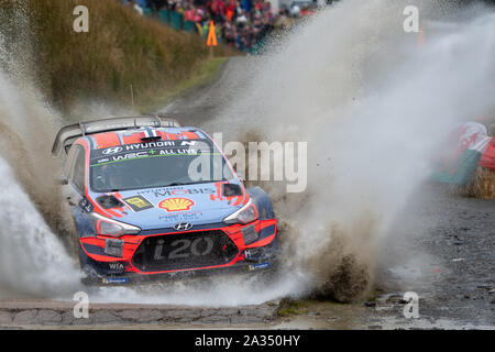 Hafren, UK. 05th Oct, 2019.SS13 Sweet Lamb Hafren, Wales Rally GB 2019 Stage 13: Andreas MIKKELSEN & Co Driver Anders JAEGER competing in the HYUNDAI i20 Coupe WRC for Hyundai Shell Mobis World Rally Team in full attack mode into the water splash Credit: Gareth Dalley/News Images Stock Photo