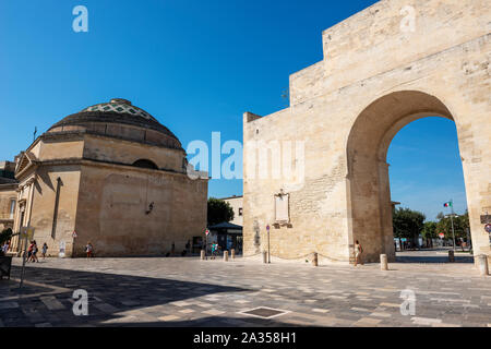 Porta Napoli (Neapolitan Gate) in Lecce, Apulia (Puglia) in Southern Italy Stock Photo