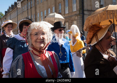 Bath, Somerset, UK. 14th September 2019. Several hundred Jane Austen fans dressed in period attire take part in the Grand Regency Costumed Promenade c Stock Photo