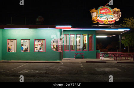 Kingman, Arizona. May 2010: Mr. D'z Route 66 Diner in Kingman located on historic Route 66. Stock Photo