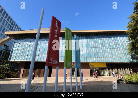 Design Museum Kensington London UK Stock Photo