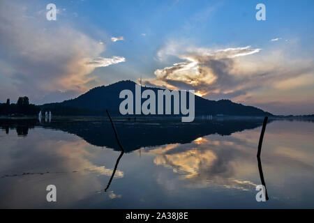 A general view of the world famous Dal lake during the shutdown.Kashmir valley remains shut for the 63rd consecutive day following the scrapping of Article 370 by the central government which grants special status to Jammu & Kashmir. However authorities claim restrictions have been relaxed in most parts of the Kashmir valley. Stock Photo