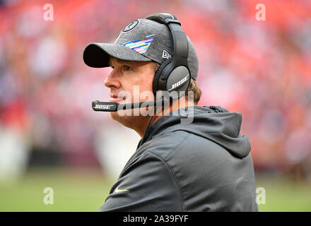 Landover, United States. 06th Oct, 2019. Washington Redskins head coach Jay Gruden works the sidelines against the New England Patriots during the second half of an NFL game at FedEx Field in Landover, Maryland, Sunday, October 6, 2019. New England won 33-7. Photo by David Tulis/UPI Credit: UPI/Alamy Live News Stock Photo