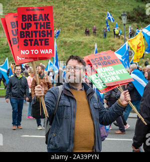 Edinburgh, Scotland, UK - 05 October 2019 - Many thousands of Scottish Independence supporters took part in an 'All Under One Banner - AUOB' rally. Stock Photo