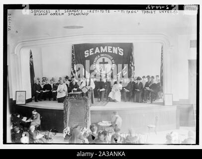 Services at seamen's institute - TITANIC Tablet unveiled - Bishop Greer speaking Stock Photo