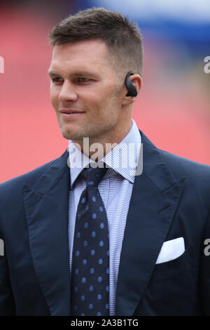 New England Patriots quarterback Tom Brady watches the video board during a  game against the Cleveland Browns on November 07, 2010 in Cleveland. UPI /  David Richard Stock Photo - Alamy