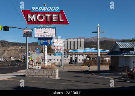 Sign for Redwood motel in Bridgeport, California, on the eastern slope of Sierra Mountains, and the county seat of Mono County Stock Photo