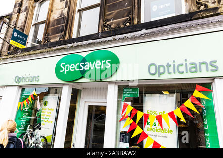 Specsavers shop sign optician high street shops, Specsavers opticians, Specsavers sign, Specsavers optician, Specsavers shop, Specsavers store, sign Stock Photo