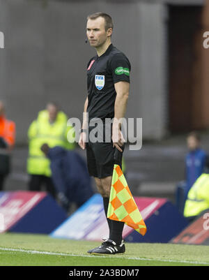 Assistant referee Frank Connor during the Ladbrokes Scottish ...