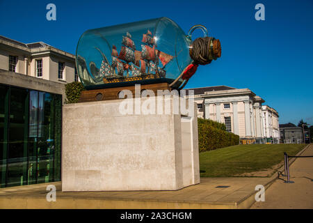 Nelson's 'Ship in a bottle' by Yinka Shonibare MBE Stock Photo
