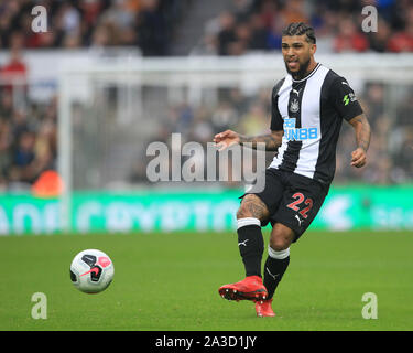 NEWCASTLE UPON TYNE, OCTOBER 6th DeAndre Yedlin of Newcastle United during the Premier League match between Newcastle United and Manchester United at St. James's Park, Newcastle on Sunday 6th October 2019. (Credit: Mark Fletcher | MI News) Stock Photo