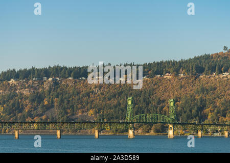 Sunset view of the Hood River Bridge over the Columbia River, near Hood River, Oregon Stock Photo
