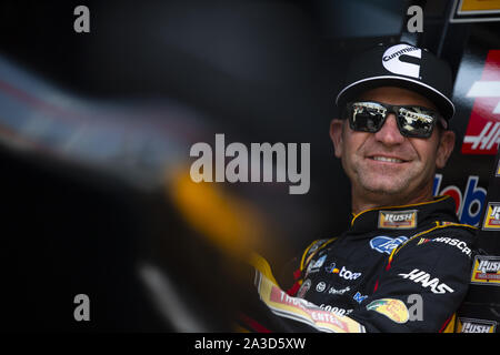 Concord, North Carolina, USA. 27th Sep, 2019. Clint Bowyer (14) practices for the Bank of America ROVAL 400 at Charlotte Motor Speedway in Concord, North Carolina. (Credit Image: © Stephen A. Arce/ASP) Stock Photo