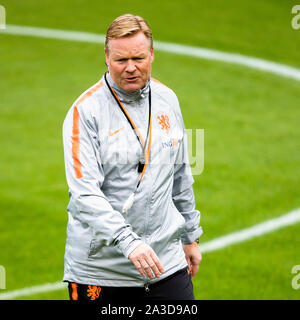 Zeist, Netherlands. 7th October, 2019. ZEIST, training Dutch team, Nederlands Elftal, football, season 2019-2020, 07-10-2019, KNVB Campus, Ronald Koeman Credit: Pro Shots/Alamy Live News Stock Photo