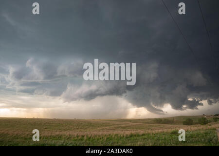 Rotating clouds of a supercell thunderstorm over the high plains of northwestern Oklahoma Stock Photo