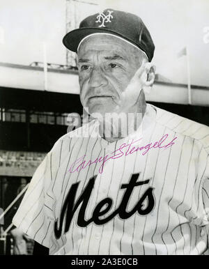 1960s era autographed black and white photo  of Hall of Fame New York Mets baseball manager Casey Stengel. Stock Photo