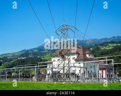 Umspannwerk (Bahnstrom) in Steinen im Schweizer Kanton Schwyz Stock Photo