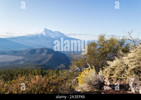 A view of Mount Shasta in California at dawn on an autumn day. Stock Photo