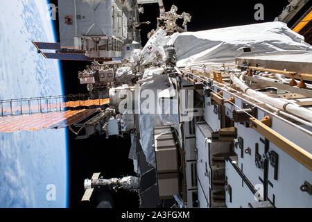 https://l450v.alamy.com/450v/2a3fgxm/nasa-astronaut-christina-koch-top-center-during-a-spacewalk-to-upgrade-international-space-station-power-systems-october-6-2019-in-earth-orbit-koch-and-fellow-nasa-astronaut-andrew-morgan-spent-seven-hours-upgrading-the-orbiting-laboratory-large-nickel-hydrogen-batteries-with-newer-more-powerful-lithium-ion-batteries-2a3fgxm.jpg