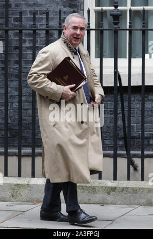 Downing Street, Westminster London, UK. 08th Oct, 2019. Geoffrey Cox, Attorney General. Ministers attend the weekly government Cabinet Meeting in Downing Street this morning. Credit: Imageplotter/Alamy Live News Stock Photo