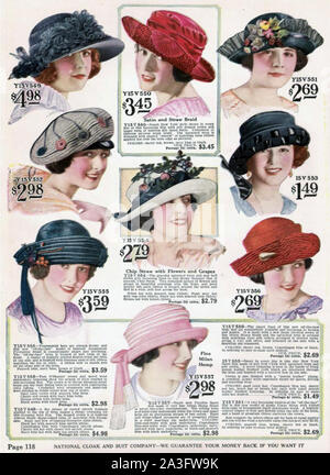 TWENTIES BUCKET HAT FASHIONS Page from an American 1922 Spring edition mail order company Stock Photo