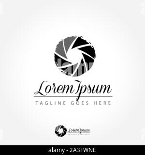 Pixel Lens logo designs concept vector, Lens vintage logo template Stock Vector