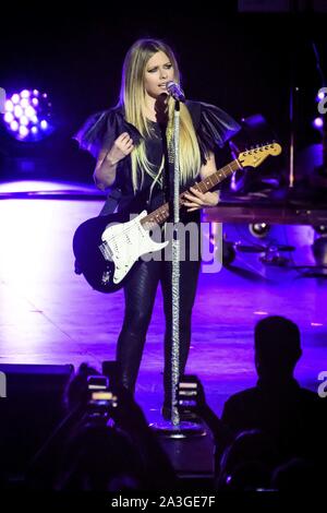 October 6, 2019, Toronto, Ontario, Canada: Canadian singer and songwriter, Avril Lavigne, performed a sold out show in Toronto. In picture: AVRIL LAVIGNE (Credit Image: © Angel Marchini/ZUMA Wire) Stock Photo