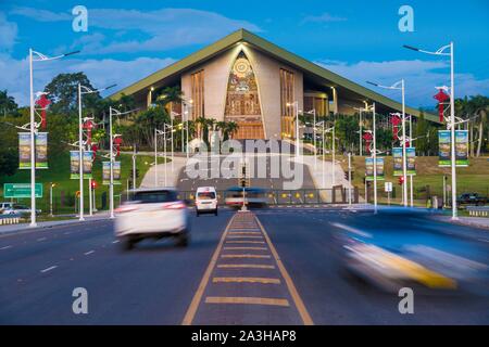 Papua New Guinea, Gulf of Papua Region, National Capital District, National Capital District, City of Port Moresby, the National Parliament built in the style of the Spirit Houses of the Maprik region and inaugurated by Prince Charles in 1984 Stock Photo