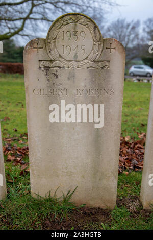 The 1939-1945 Bath Air Raid Grave of Gilbert Robbins at Haycombe Cemetery, Bath, England Stock Photo