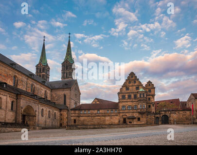 Domplatz square with Romanesque Bamberg Cathedral (Bamberger Dom St. Peter und St. Georg) and Alte Hofhaltung (Old courtyard), a former residence of t Stock Photo