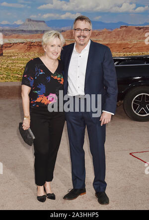 WESTWOOD, CA - OCTOBER 07: Holly Rice and Vince Gilligan attend the premiere of Netflix's 'El Camino: A Breaking Bad Movie' at Regency Village Theatre on October 07, 2019 in Westwood, California. Stock Photo