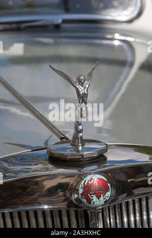 Triumph Vitesse emblem and hood Stock Photo